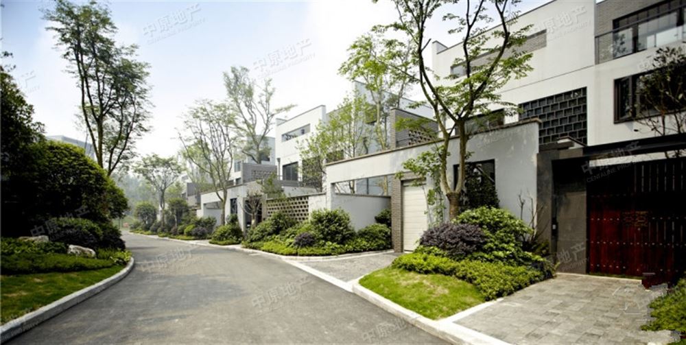 【新津城区联排别墅325平220万诚信出售带200平花园】-花样年君山二手