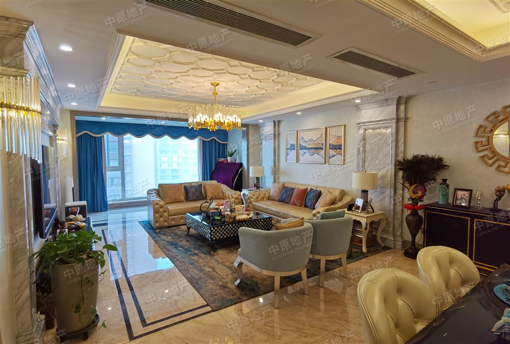 锦江区跃层住宅出售，面积88平实得面积210平，超大阳台，